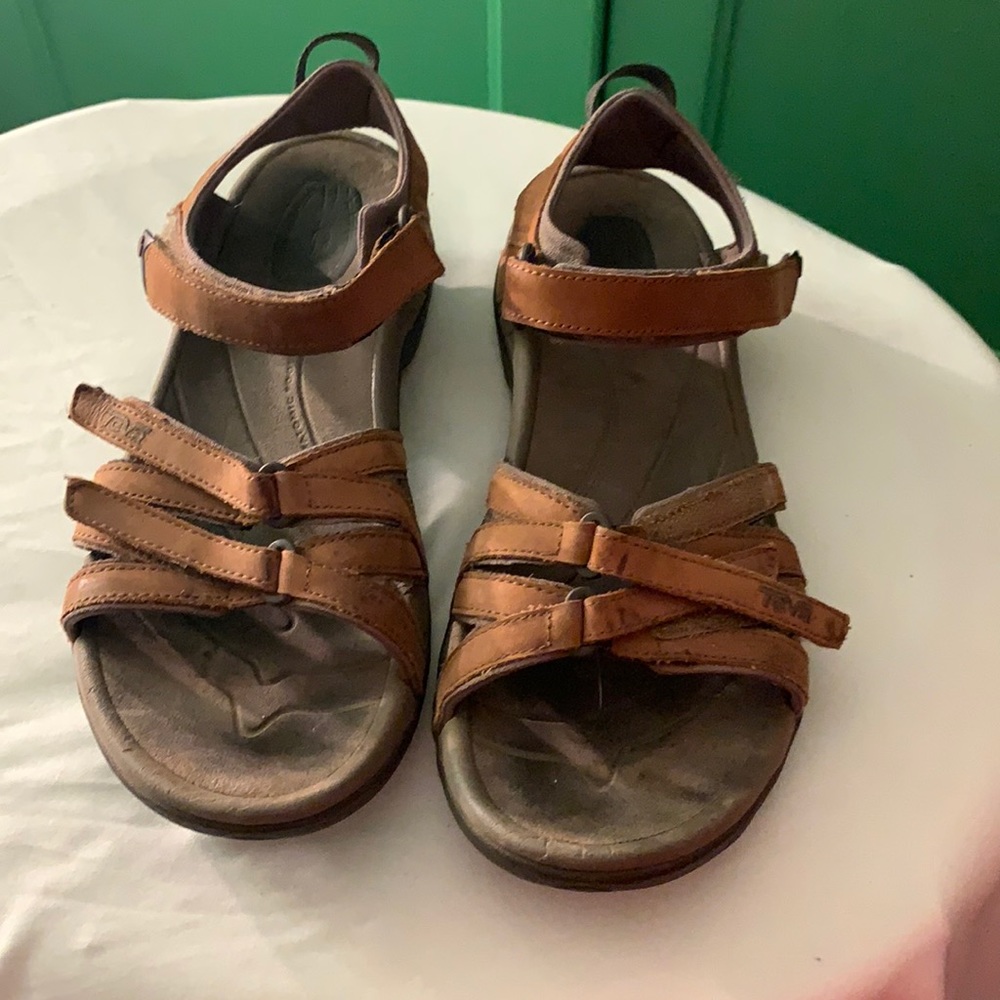 Teva Tirra 4177 sandals women’s size 9